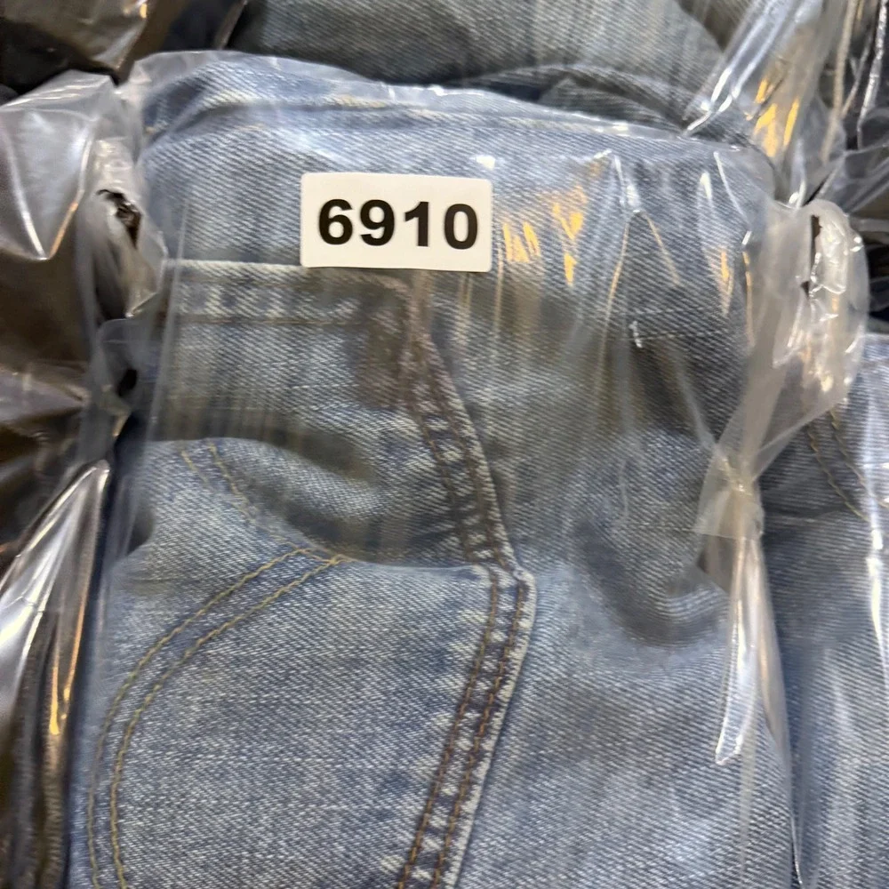 Levis 550 Relaxed Fit Jeans Mens 40x30 Medium‎ Wash Blue Tapered Leg Denim 6910